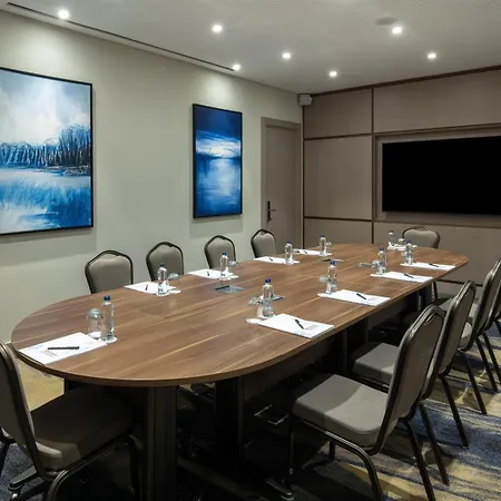 Hilton Garden Pendik Hotel 3*