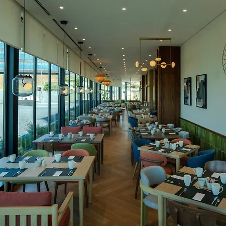 Hotel Hilton Garden Pendik 3*