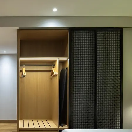 Hilton Garden Pendik Hotel 3*